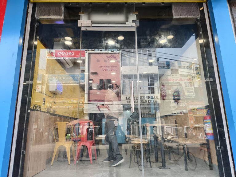 Burger Singh, Railway Road, Ganaur, Haryana