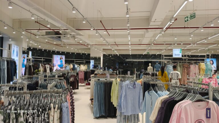 OWND – R Mall Vaishnodevi, Ahmedabad