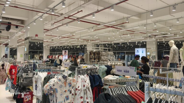 OWND – R Mall Vaishnodevi, Ahmedabad